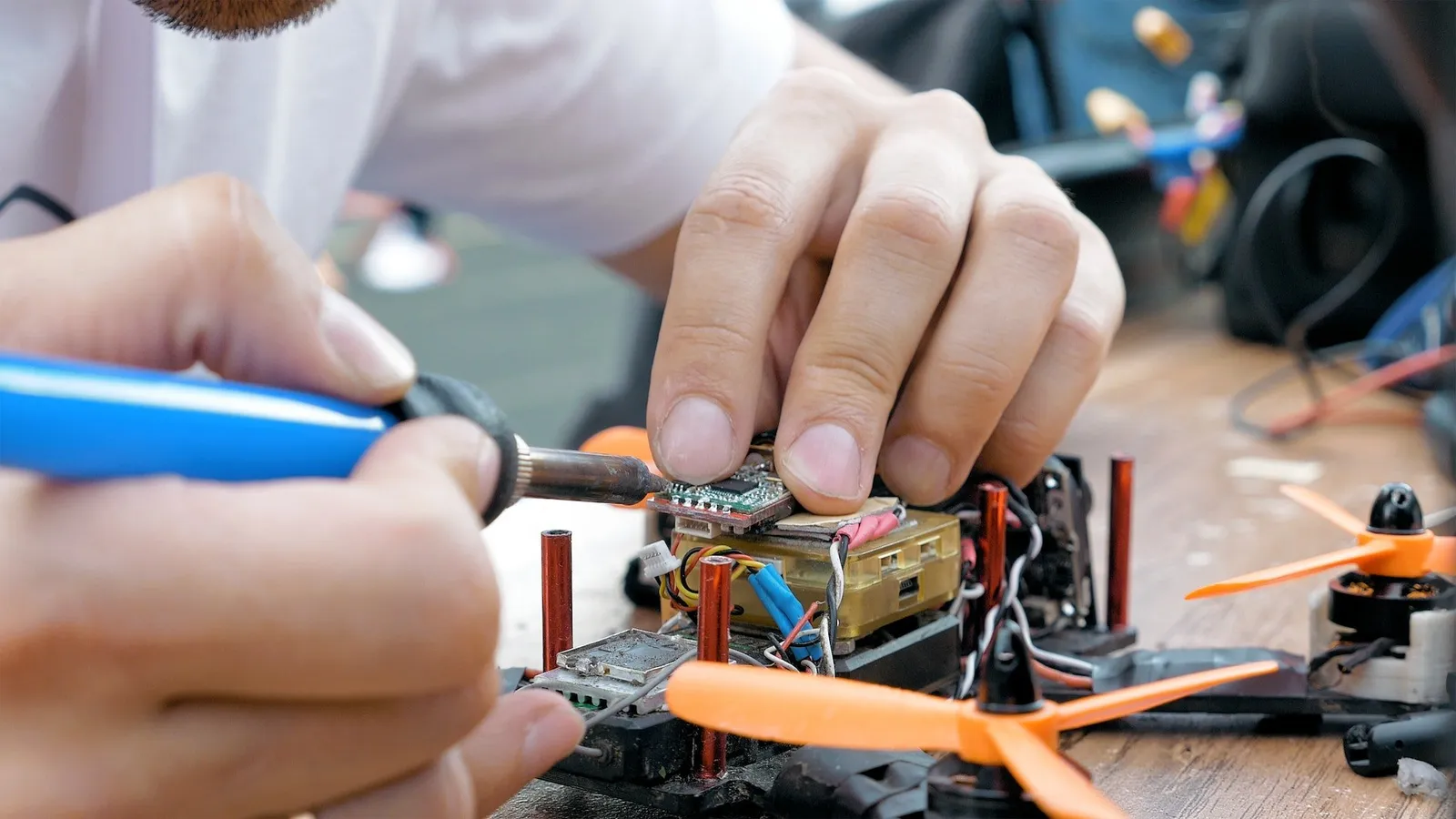 Welding details assembling DIY drone